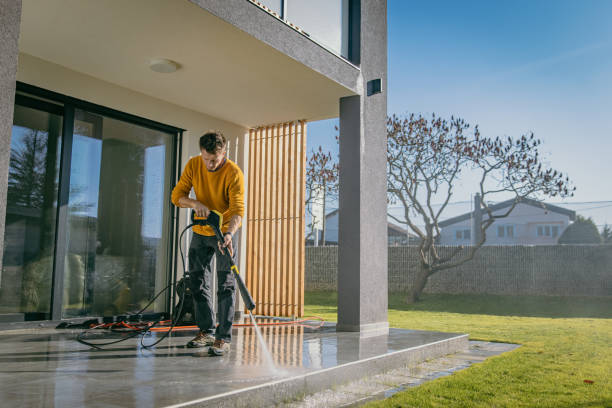 Animal Enclosure Cleaning in Millersburg, OR